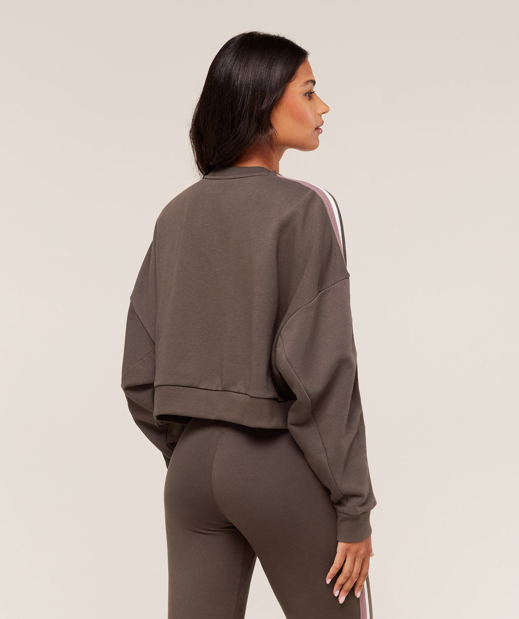 gymshark-piping-midi-crew-neck-pullovers-brown-aw25