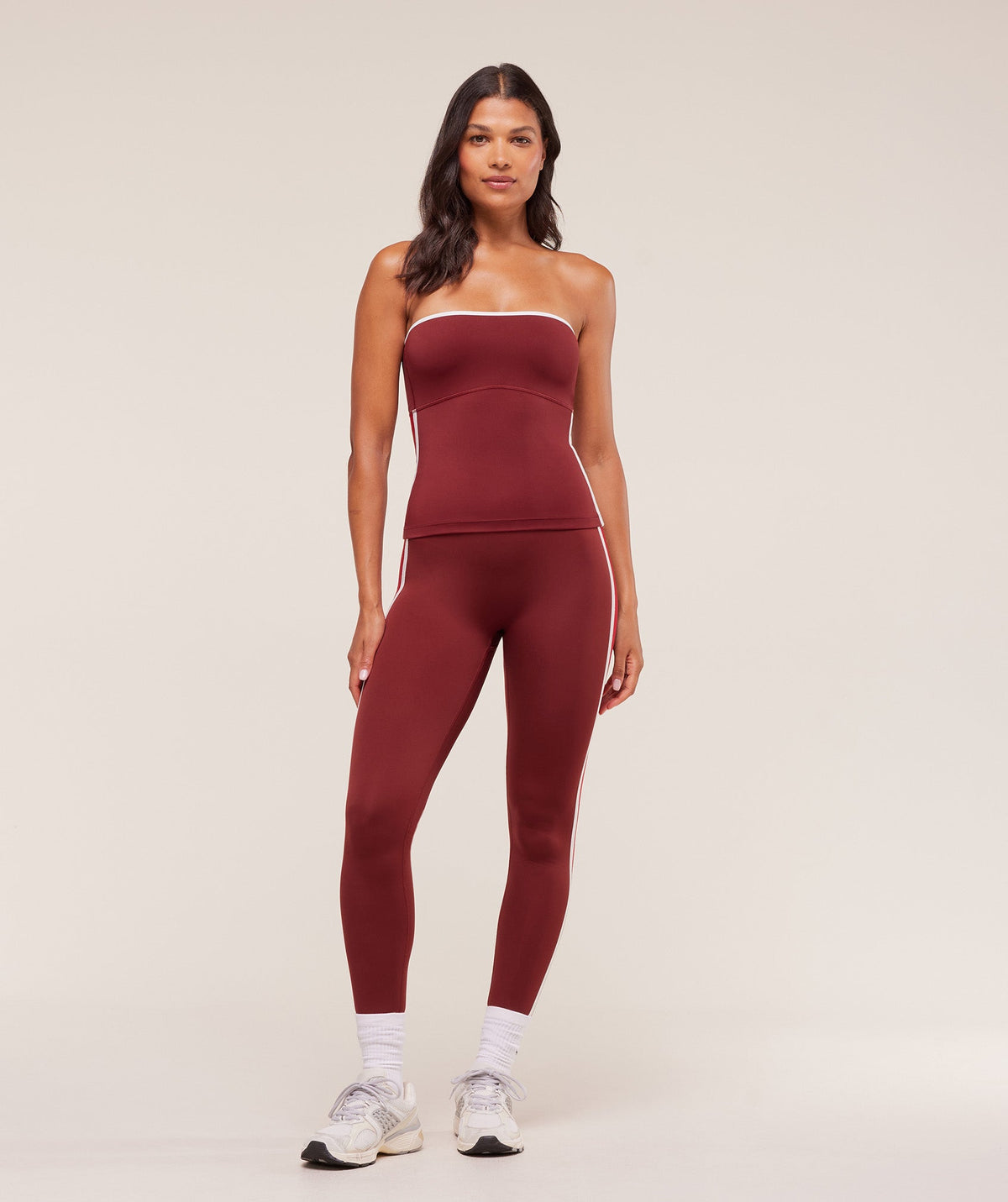 gymshark-piping-bandeau-with-shelf-crop-tops-red-aw25