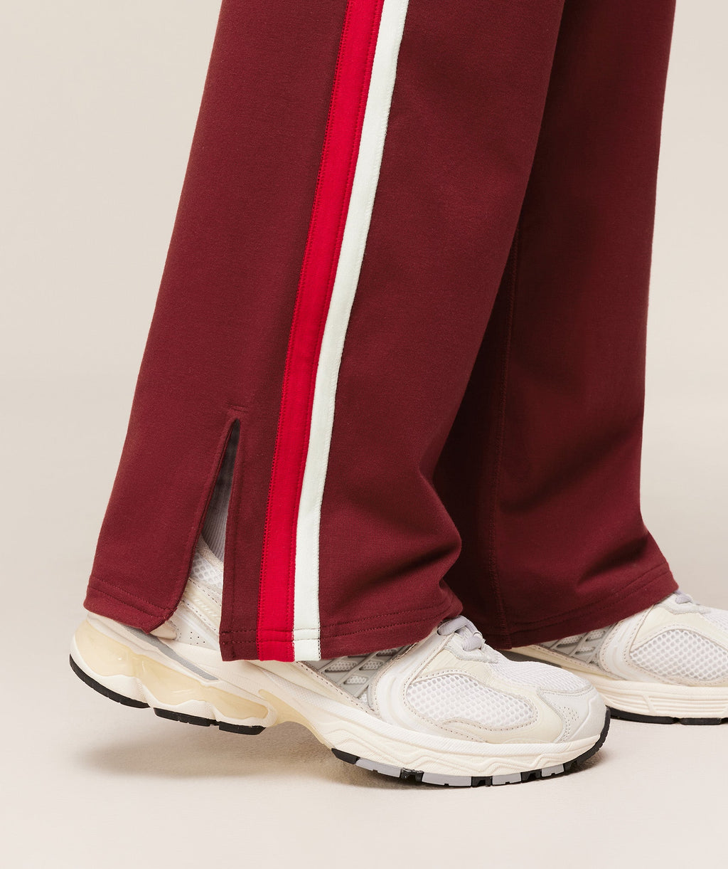 gymshark-piping-wide-leg-pant-pants-red-aw25