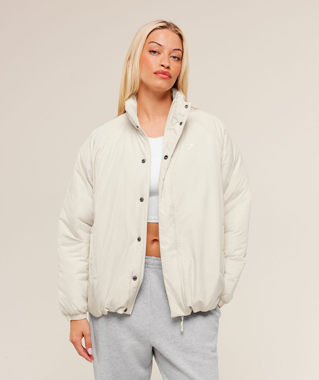 gymshark-oversized-puffer-jacket-jackets-outerwear-white-aw25