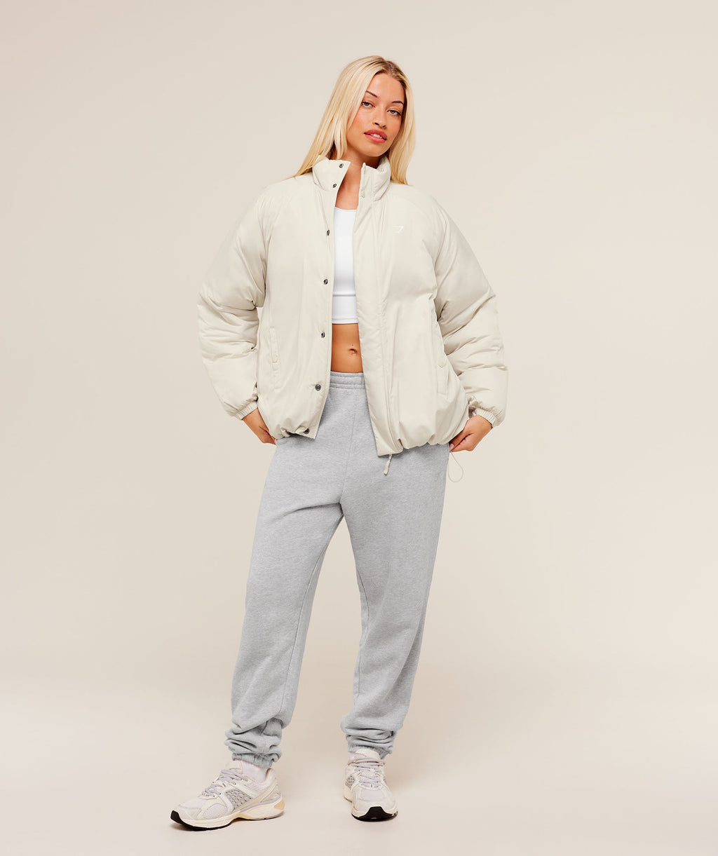 gymshark-oversized-puffer-jacket-jackets-outerwear-white-aw25