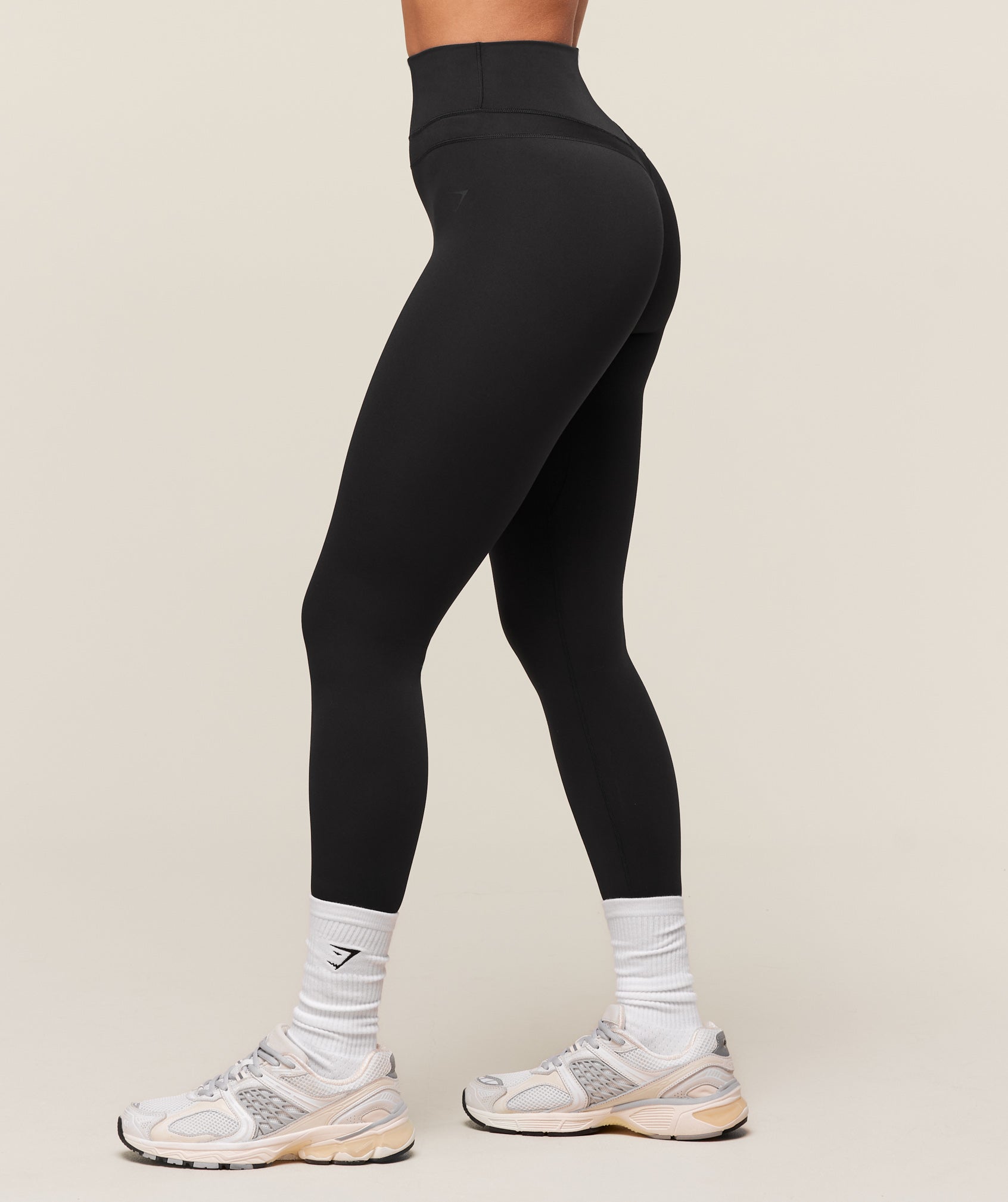 gymshark-whitney-leggings-black-aw24