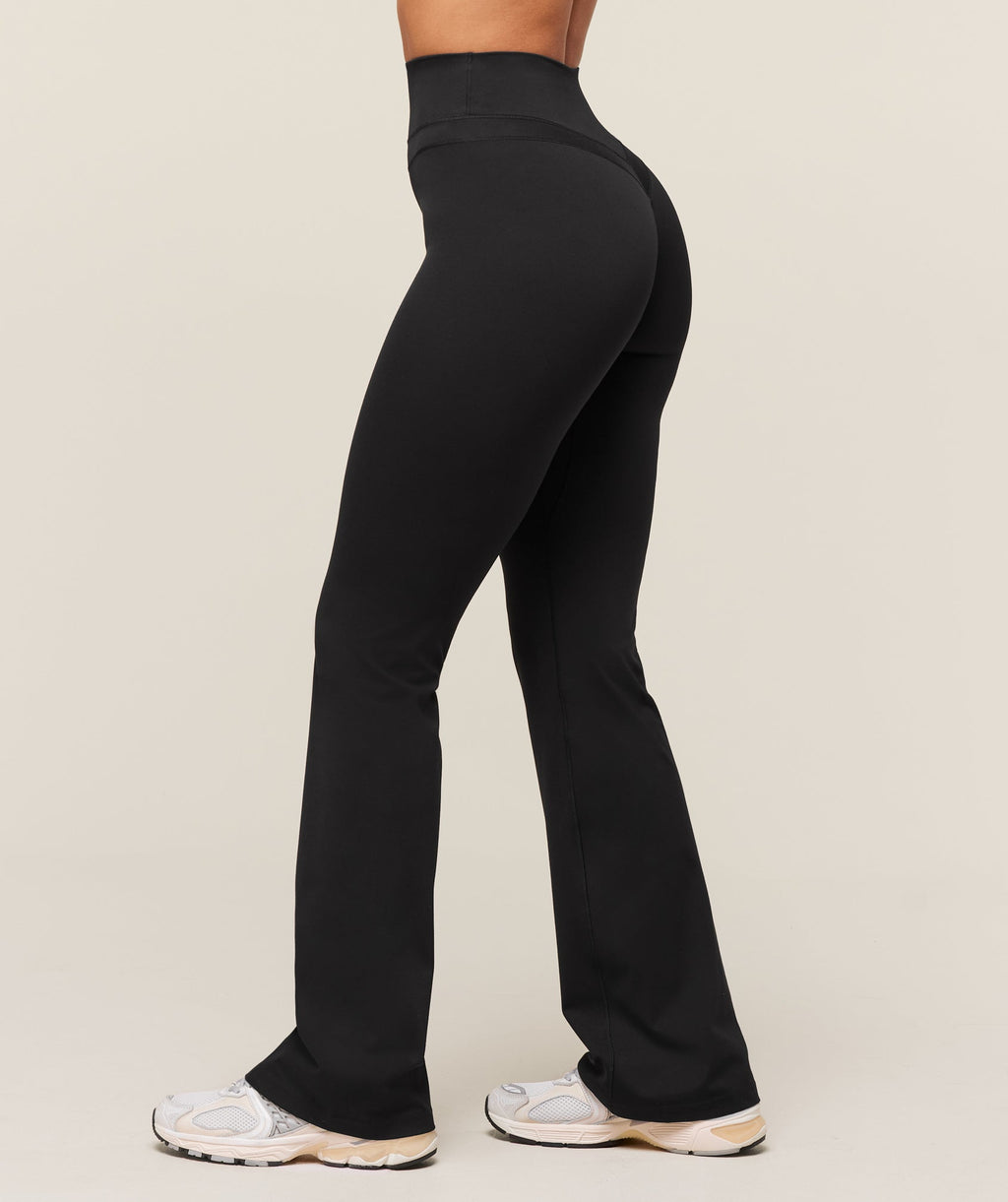 gymshark-gymshark-x-whitney-simmons-flared-leggings-leggings-black-ss25