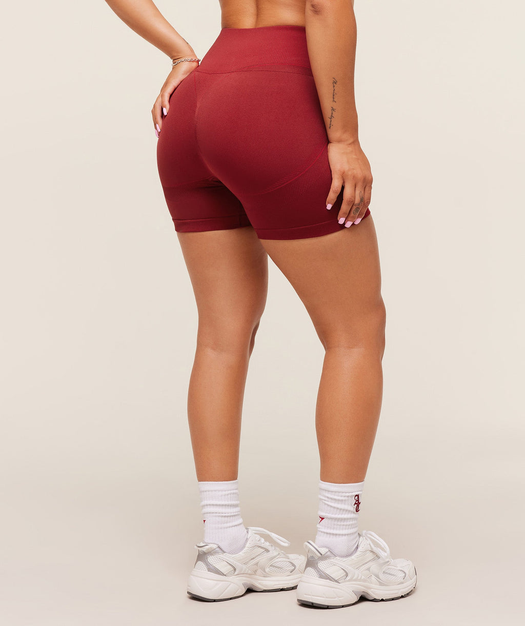 gymshark-gymshark-x-analis-seamless-short-shorts-red-aw25-1