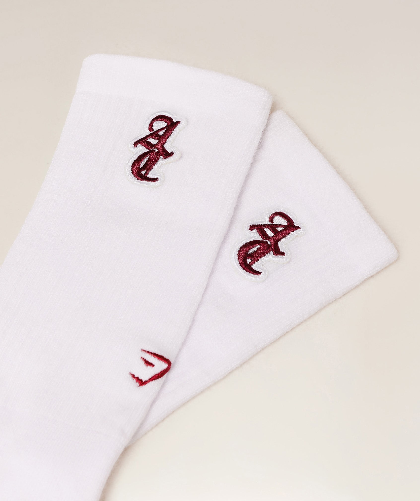 gymshark-gymshark-x-analis-sock-socks-white-aw25