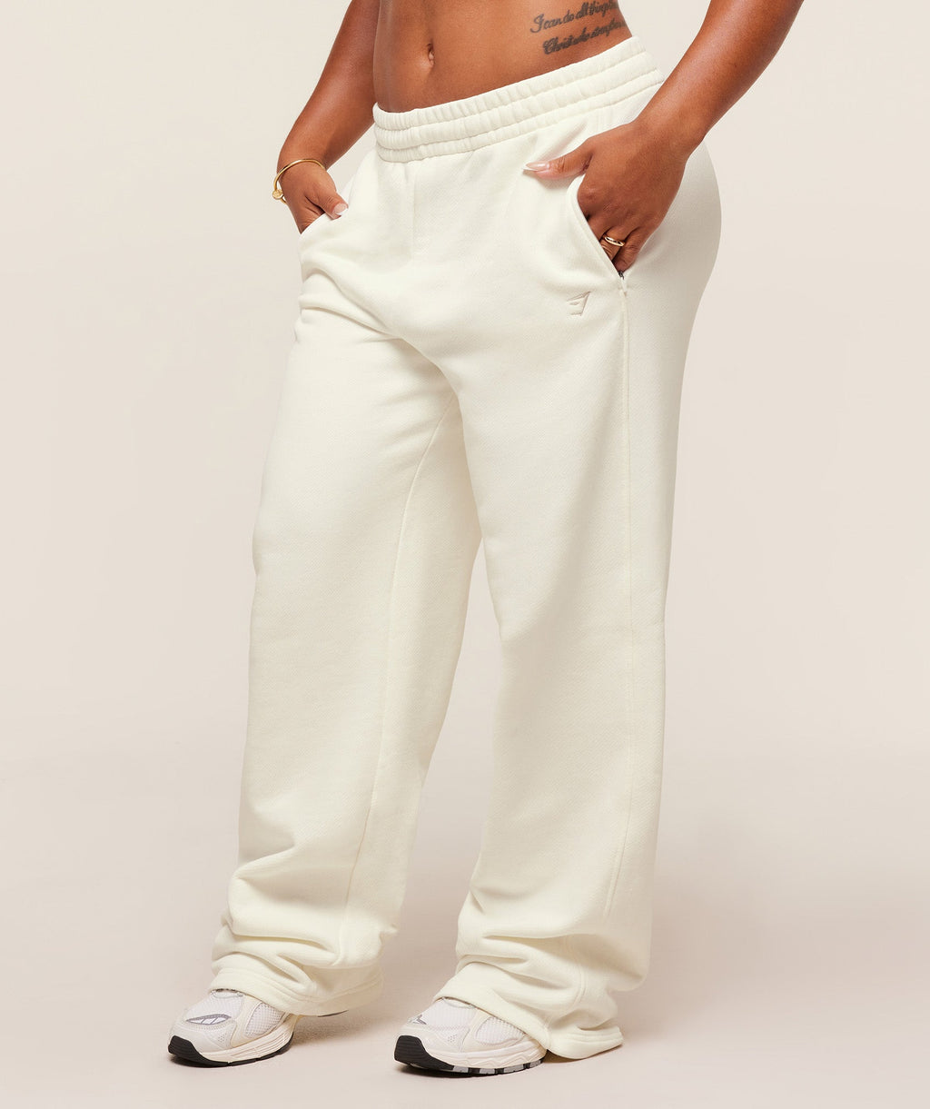 gymshark-gymshark-x-analis-tracksuit-pant-pants-white-aw25