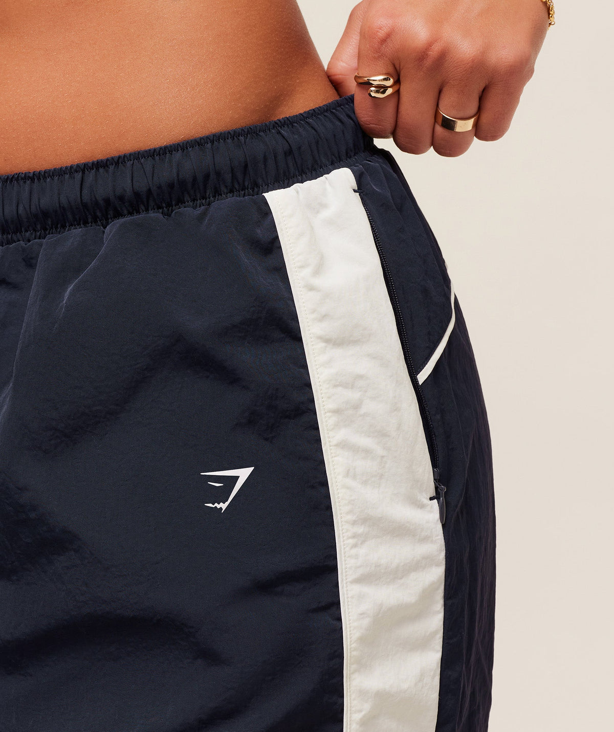 gymshark-gymshark-x-analis-woven-track-pant-pants-blue-aw25
