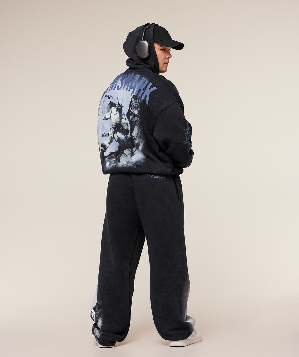 gymshark-frazetta-graphic-hoodie-pullovers