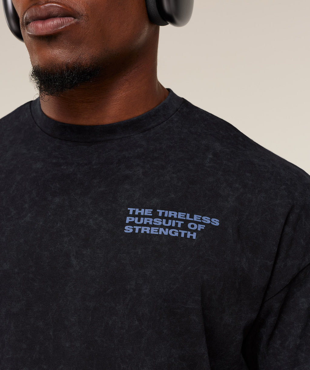 gymshark-frazetta-graphic-t-shirt-ss-tops-black-aw25
