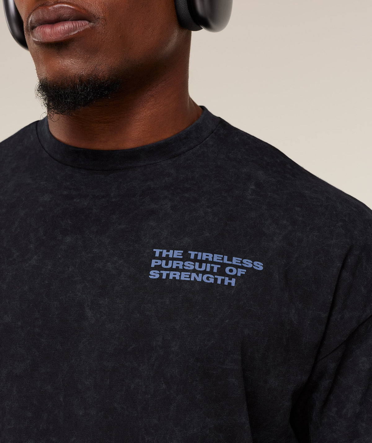 gymshark-frazetta-graphic-t-shirt-ss-tops-black-aw25