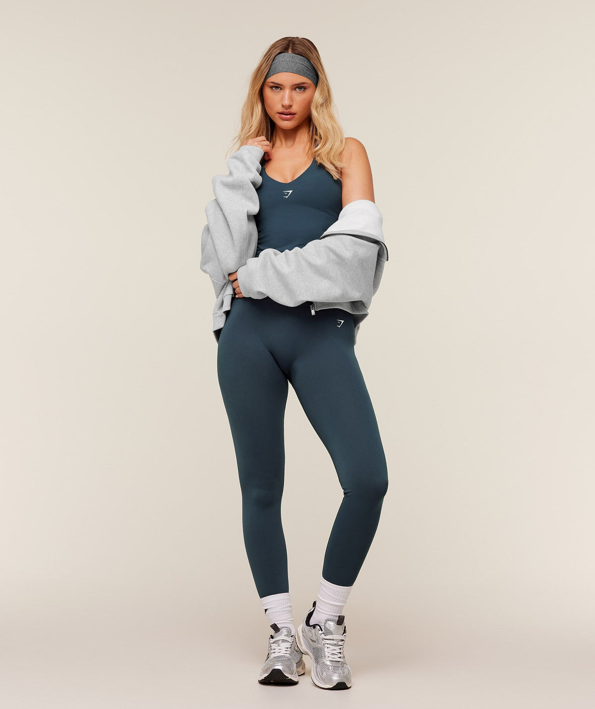 gymshark-halter-neck-cami-with-shelf-sleeveless-tops-blue-ss26
