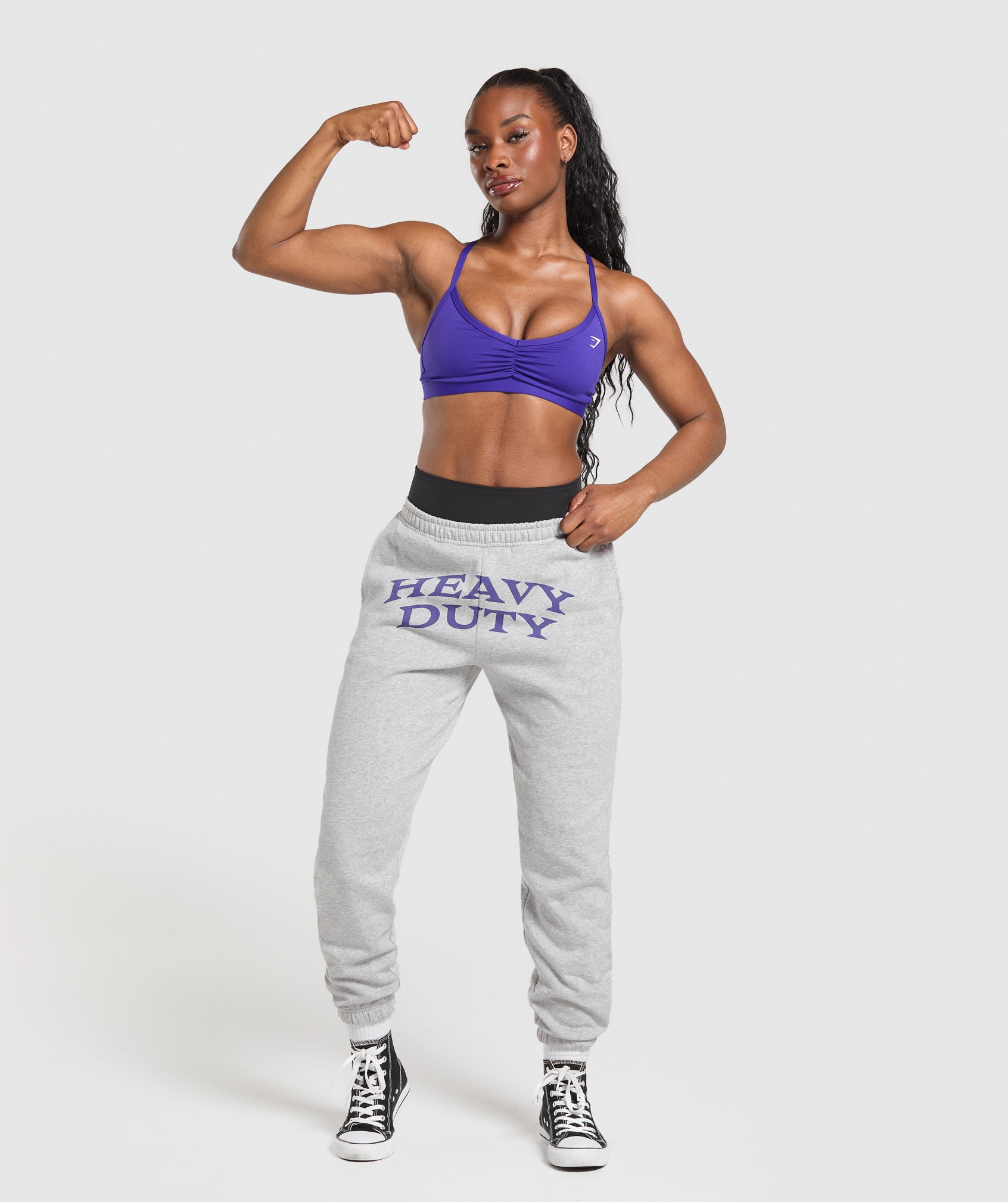gymshark-heavy-duty-graphic-loopback-jogger-pants-grey-ss25