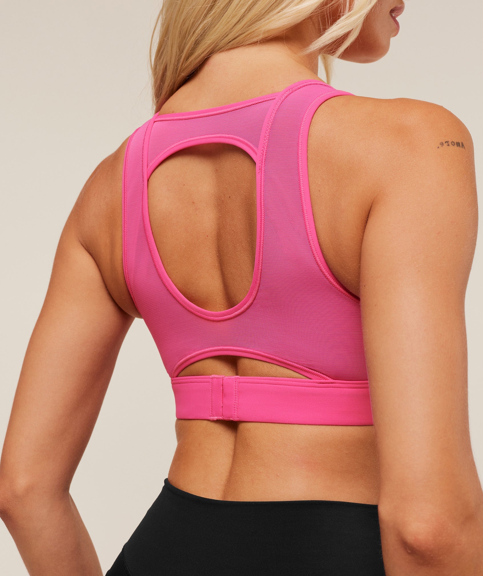 gymshark-mesh-back-sports-bra-sports-bras-pink-aw25