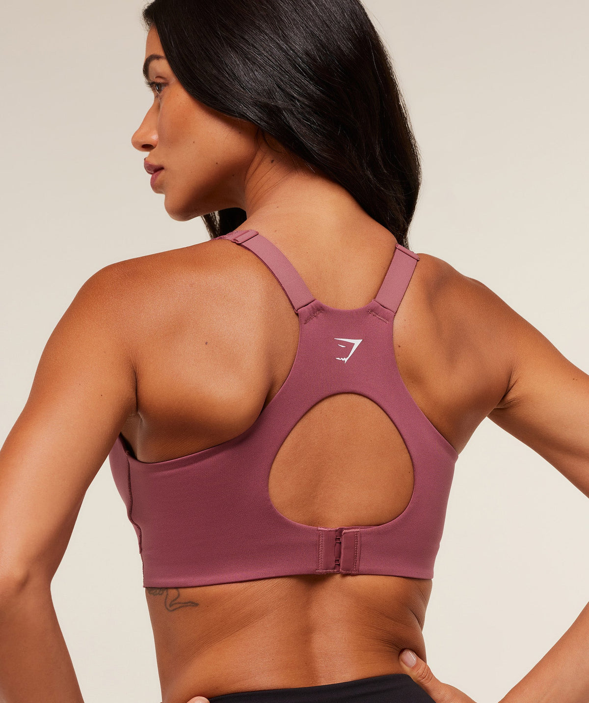 gymshark-high-support-v-neck-sports-bra-sports-bras-pink-aw25