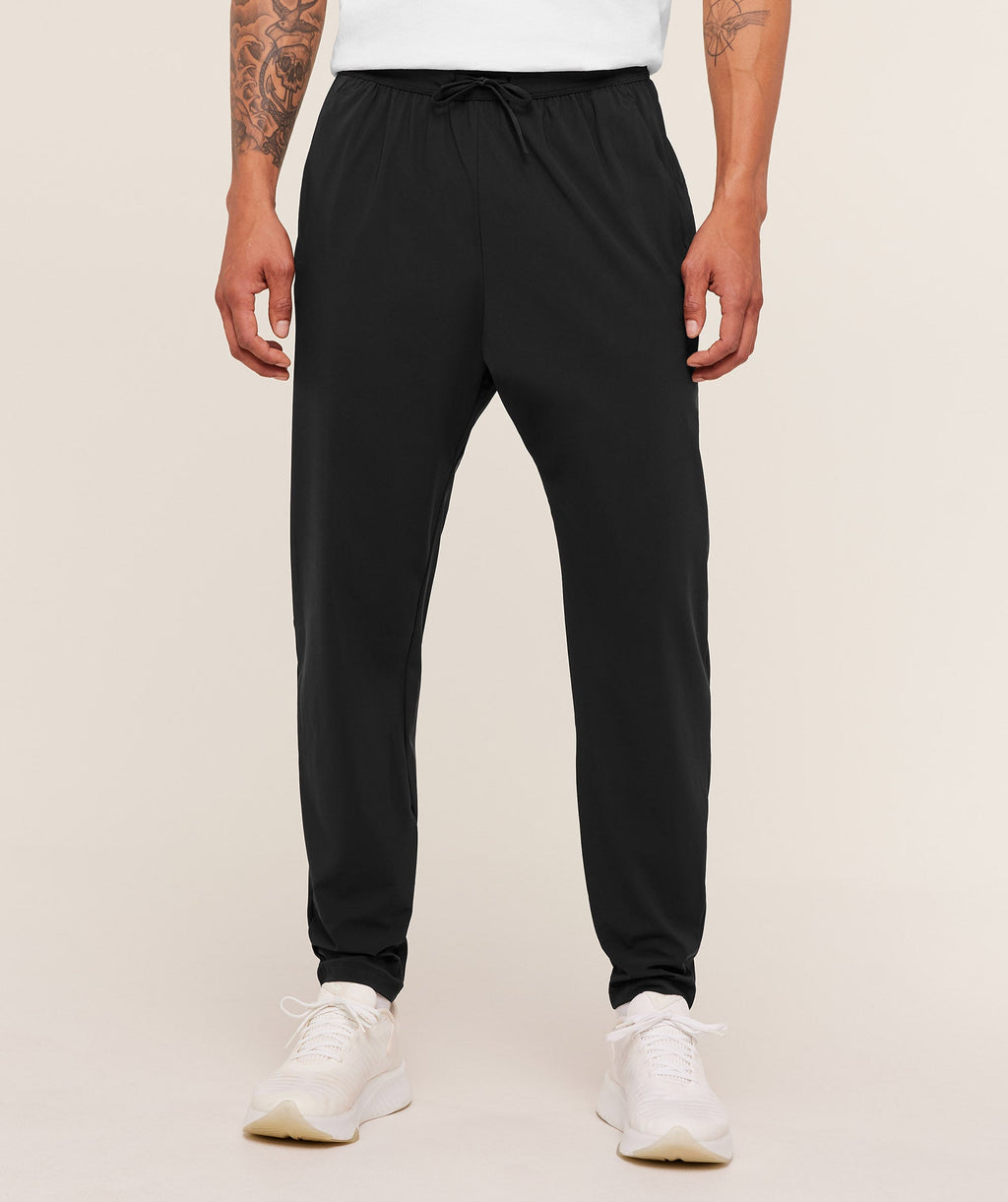 gymshark-hybrid-slim-fit-jogger-pants