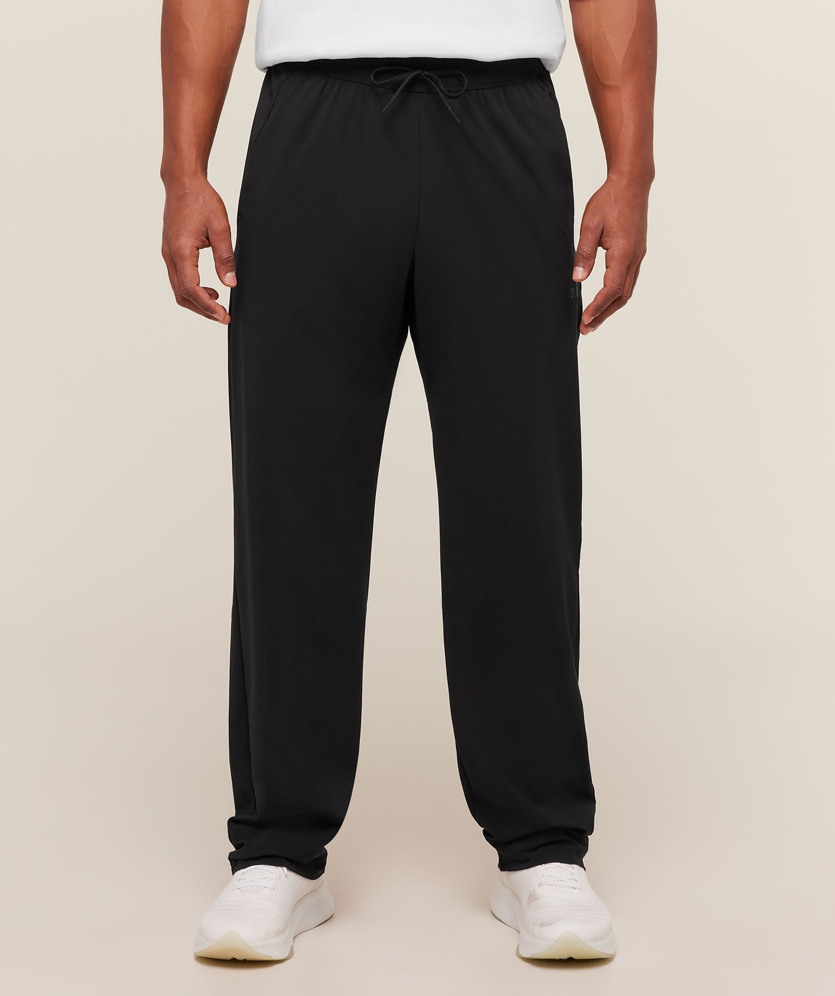 gymshark-hybrid-studio-v2-pants-black-aw25
