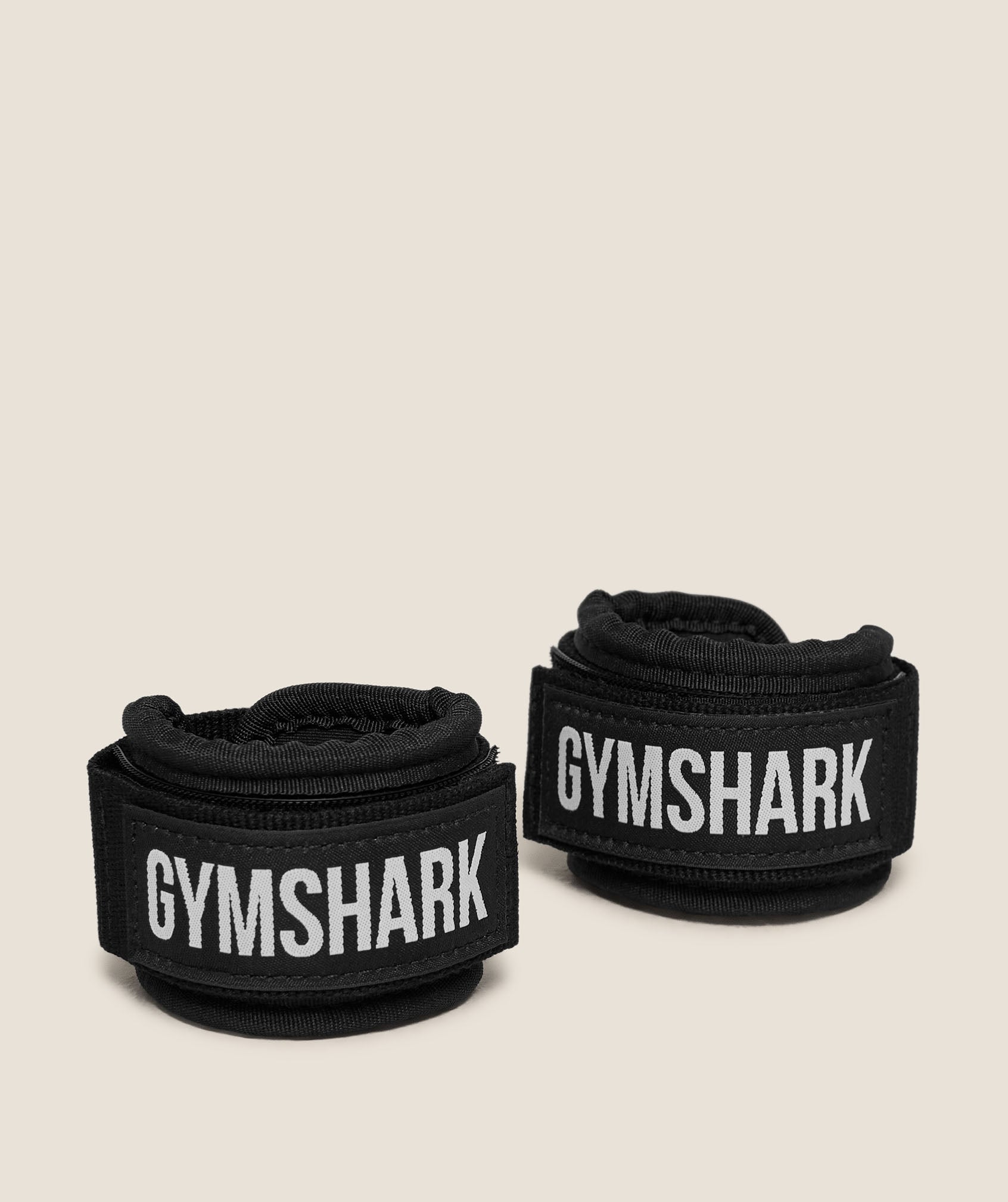 gymshark-hybrid-training-wrist-straps-equipment