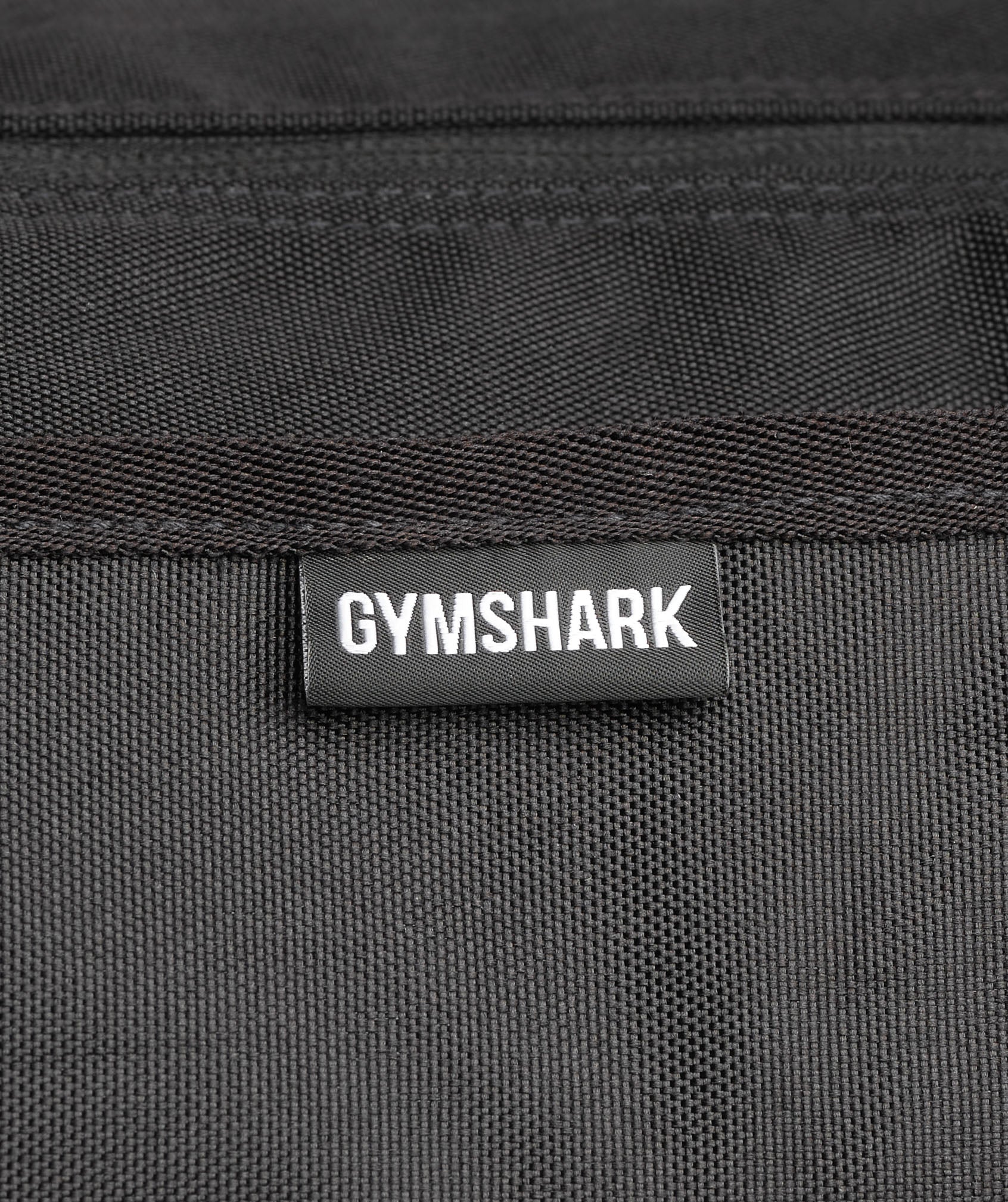 gymshark-sharkhead-holdall-black-ss24