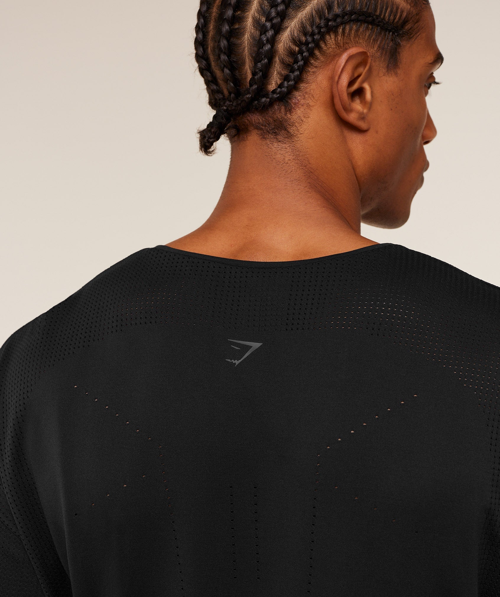 gymshark-distance-seamless-t-shirt-ss-tops