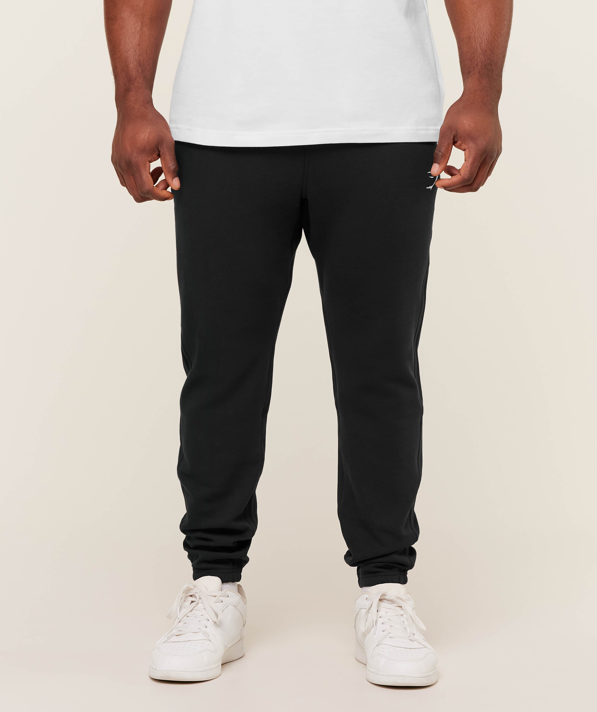gymshark-impact-joggers-pants-black-ss24