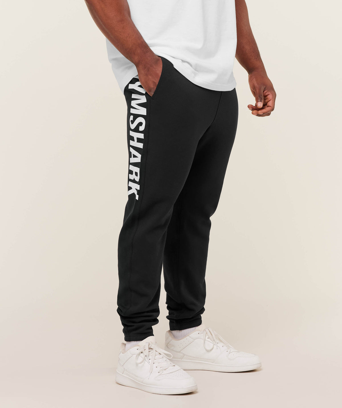 gymshark-impact-joggers-pants-black-ss24