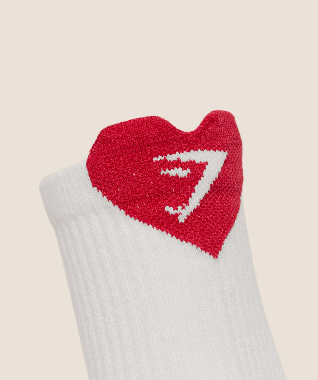 gymshark-heart-graphic-midi-socks-3pk-socks