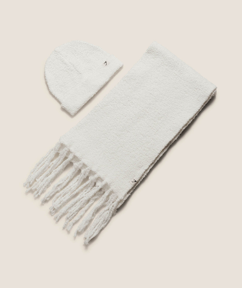 gymshark-knitted-scarf-beanie-gift-set-misc-white-aw25