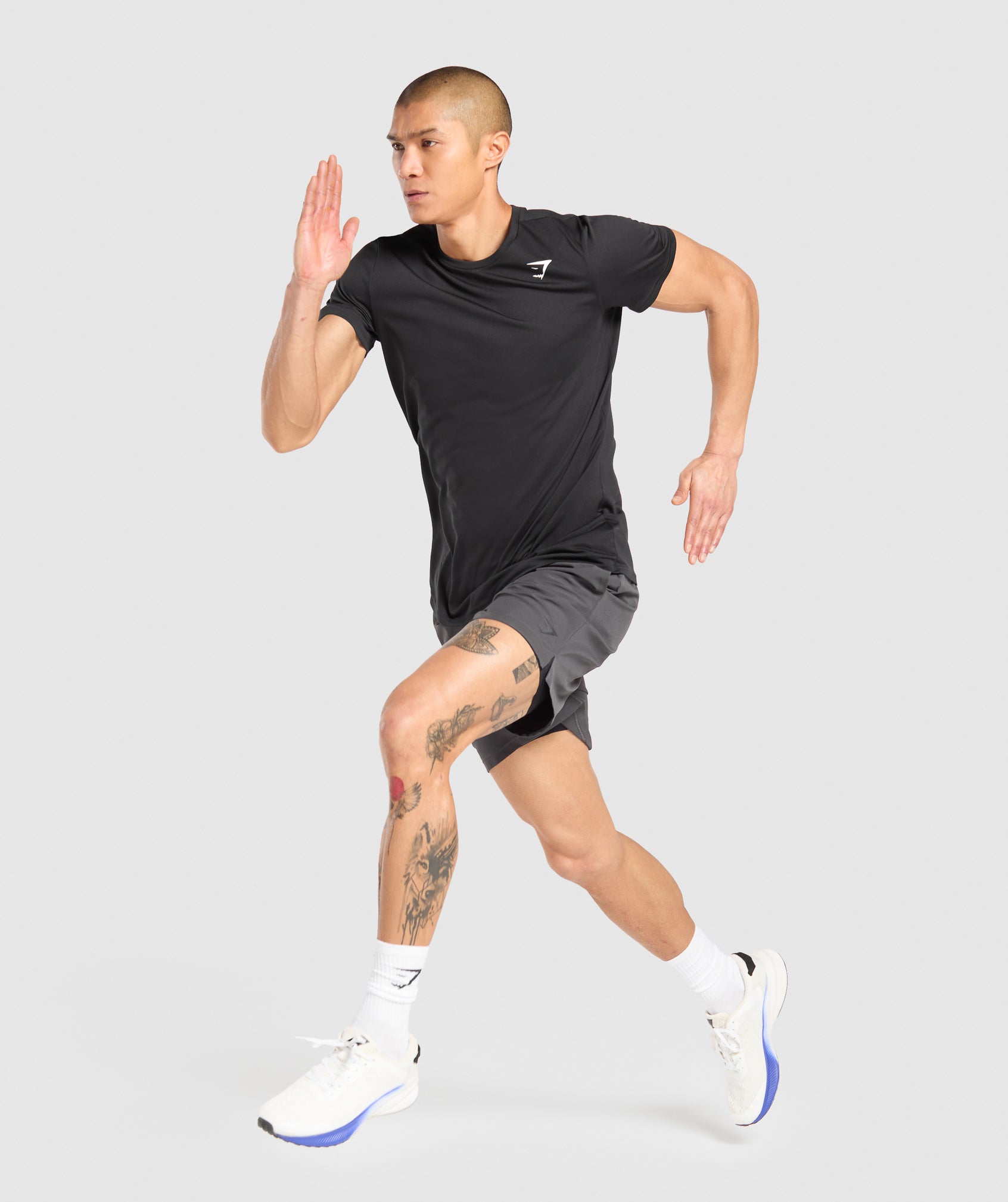 gymshark-land-to-water-6-shorts-asphalt-grey-ss25