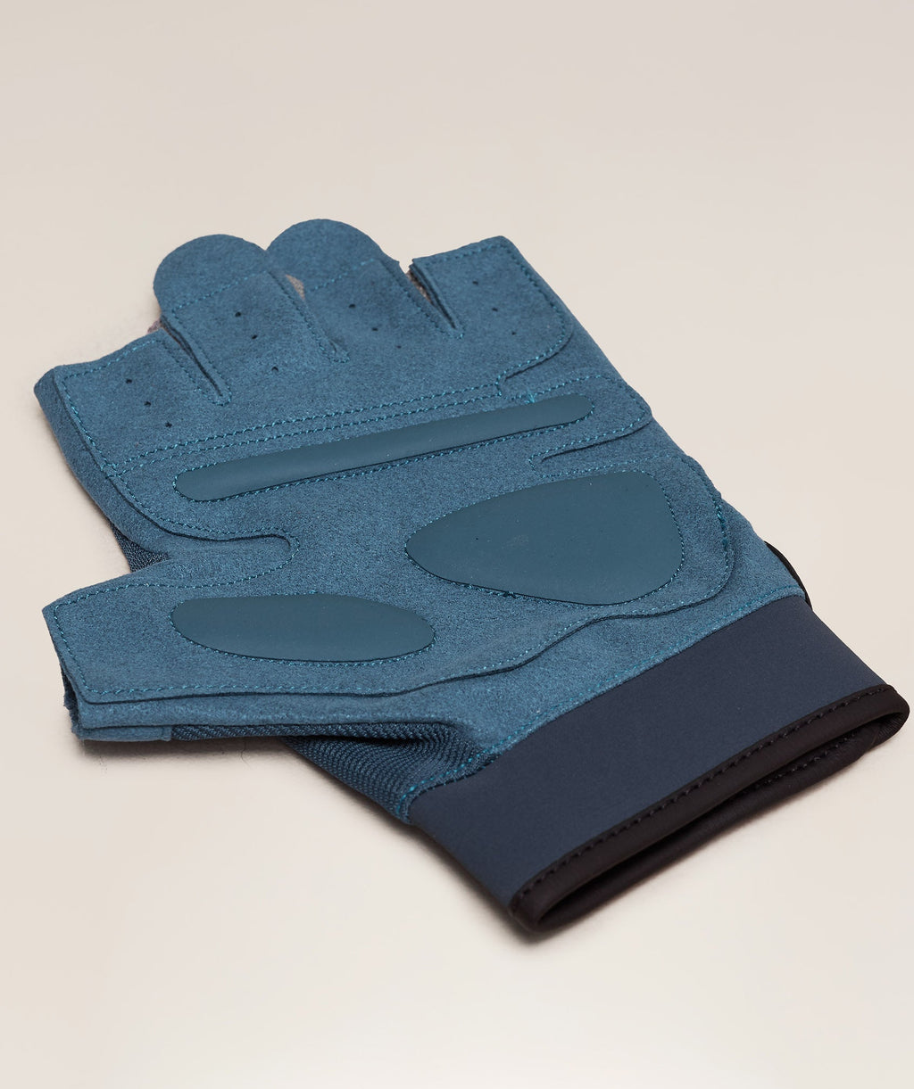 gymshark-legacy-lifting-gloves-classic-blue-ss25