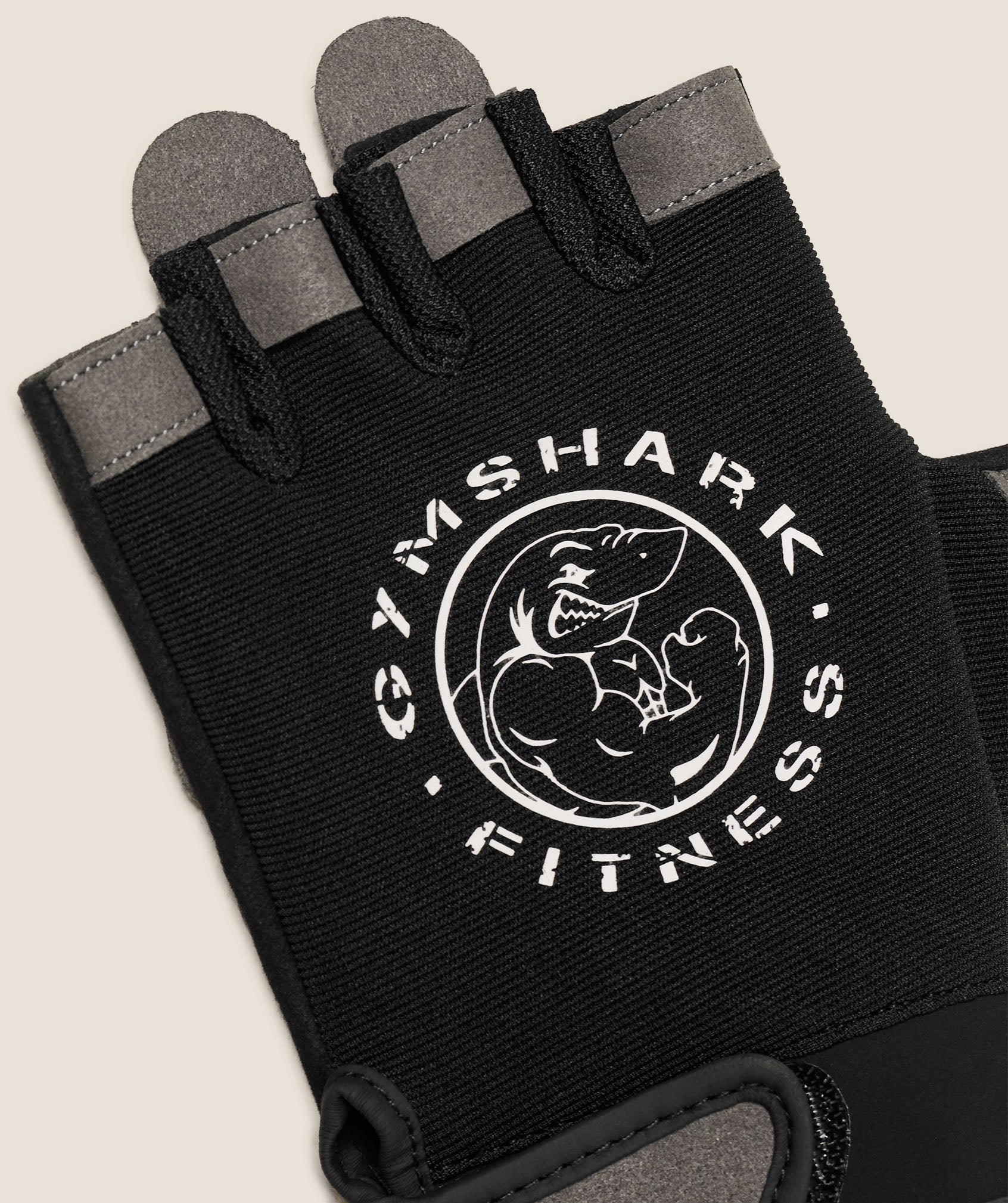 gymshark-legacy-lifting-gloves-equipment