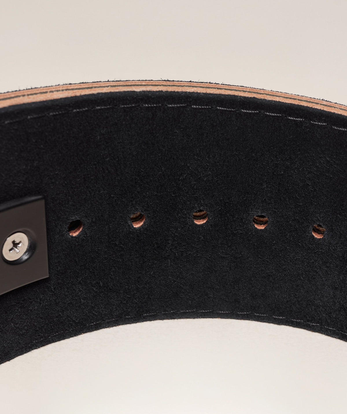 gymshark-lever-lifting-belt-black-ecru-white-ss24