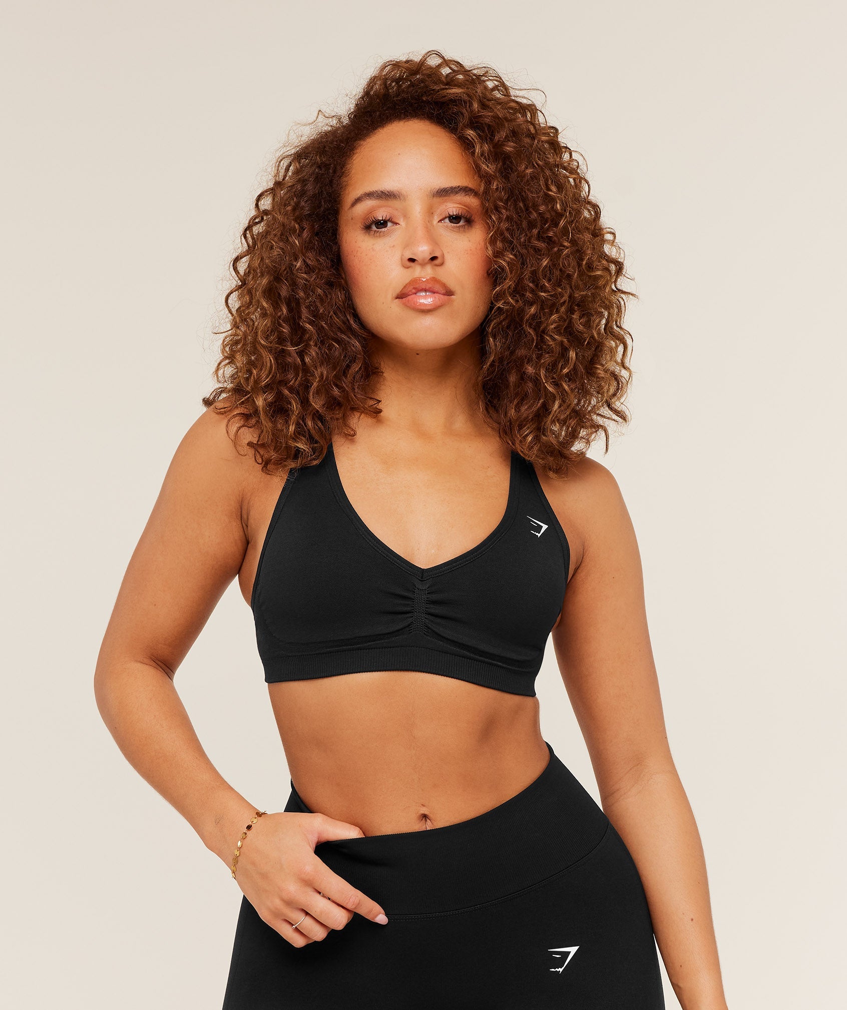 gymshark-lift-seamless-sports-bra-sports-bras-black-ss26