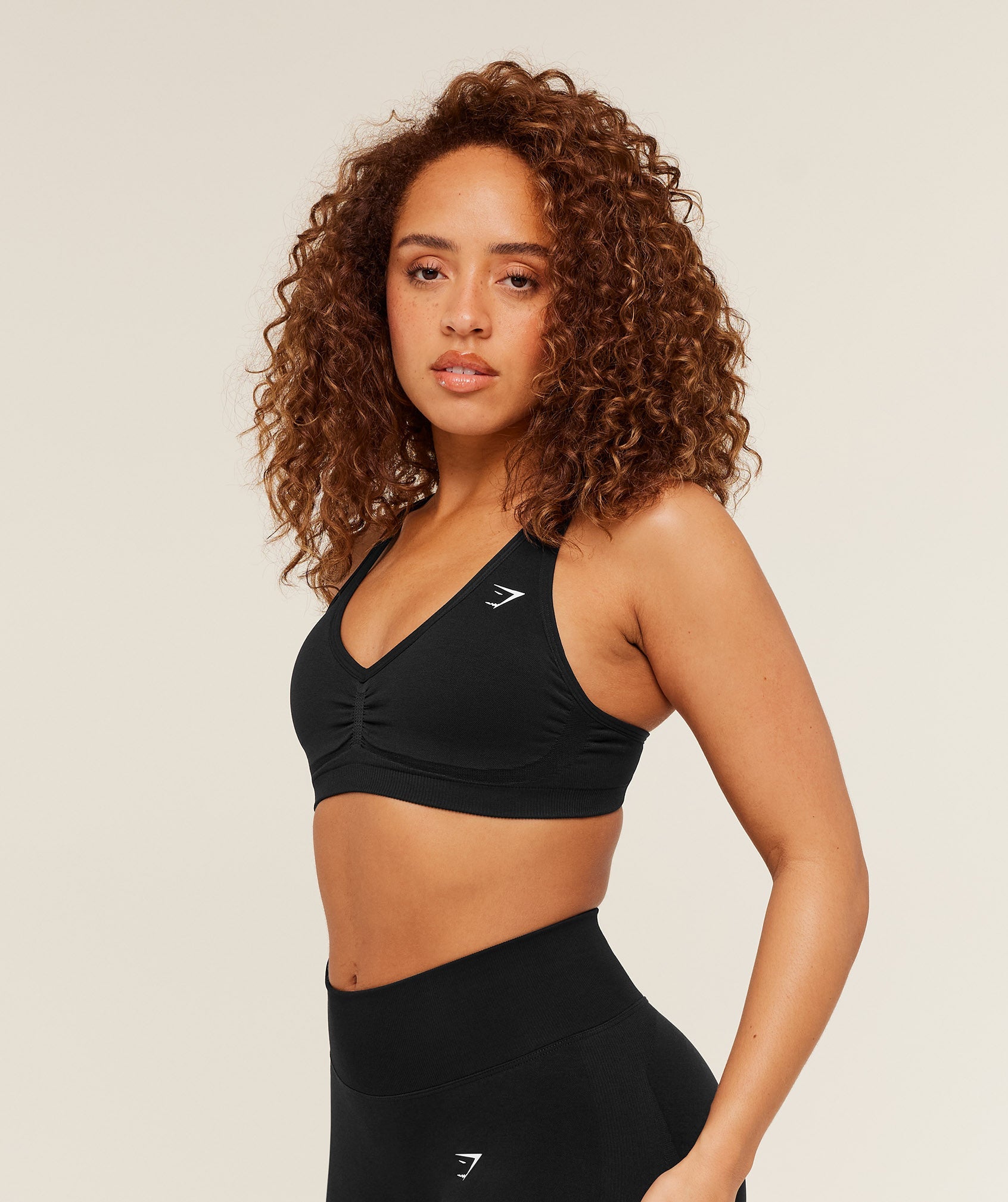gymshark-lift-seamless-sports-bra-sports-bras-black-ss26