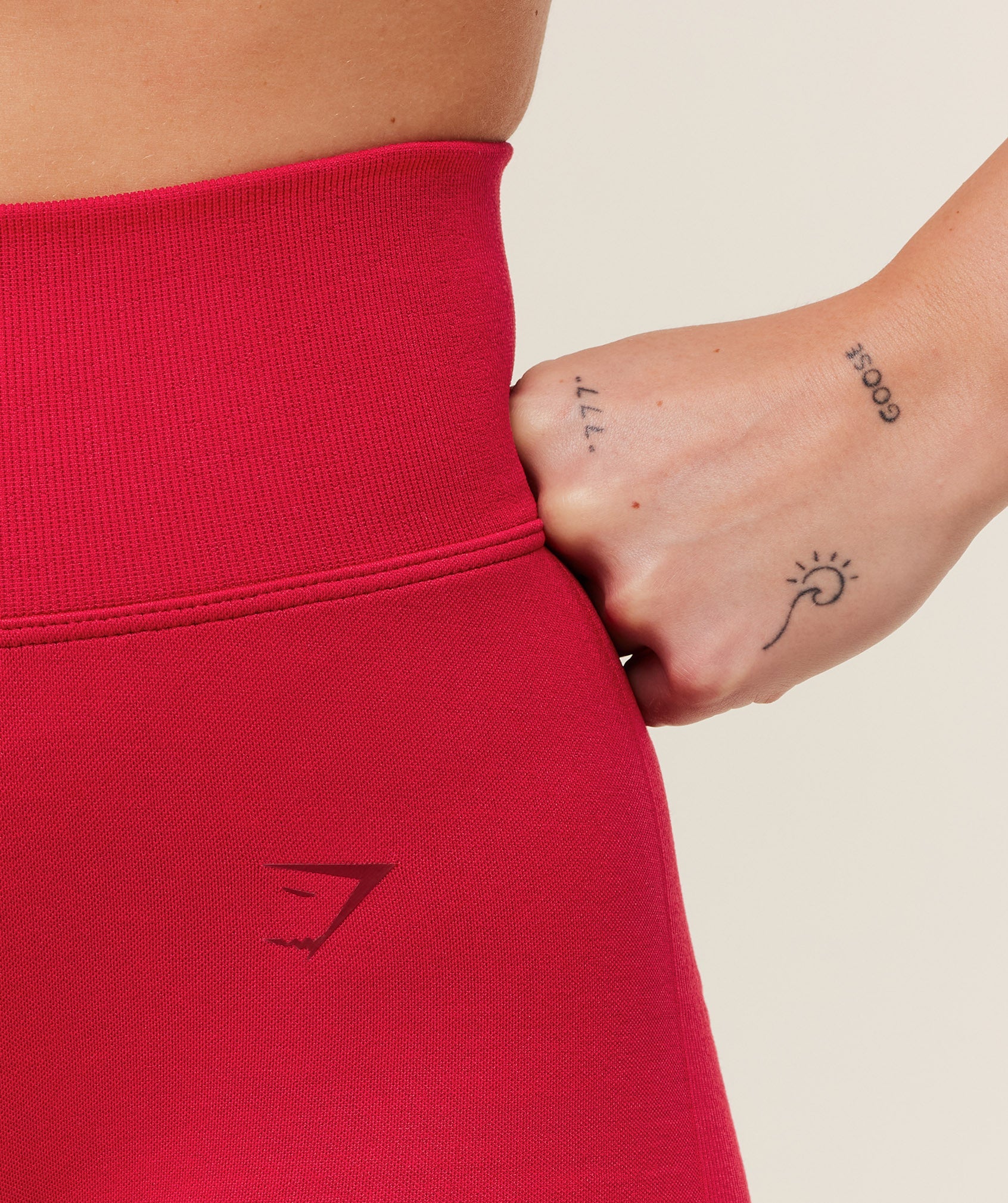gymshark-lift-seamless-shorts-shorts-red-ss26