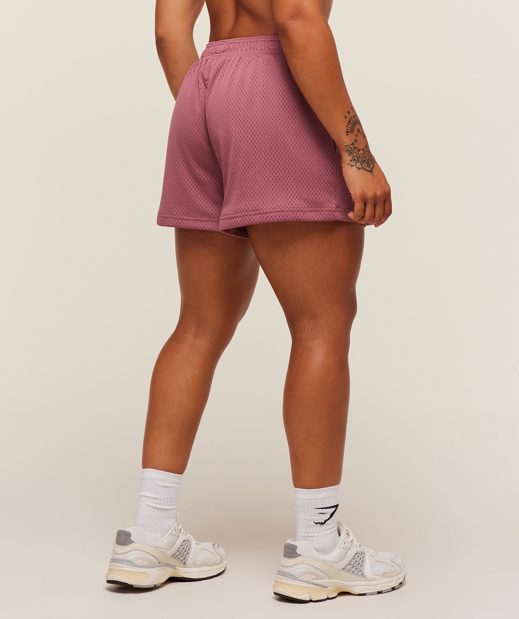 gymshark-lifting-club-mesh-shorts-shorts-pink-aw25
