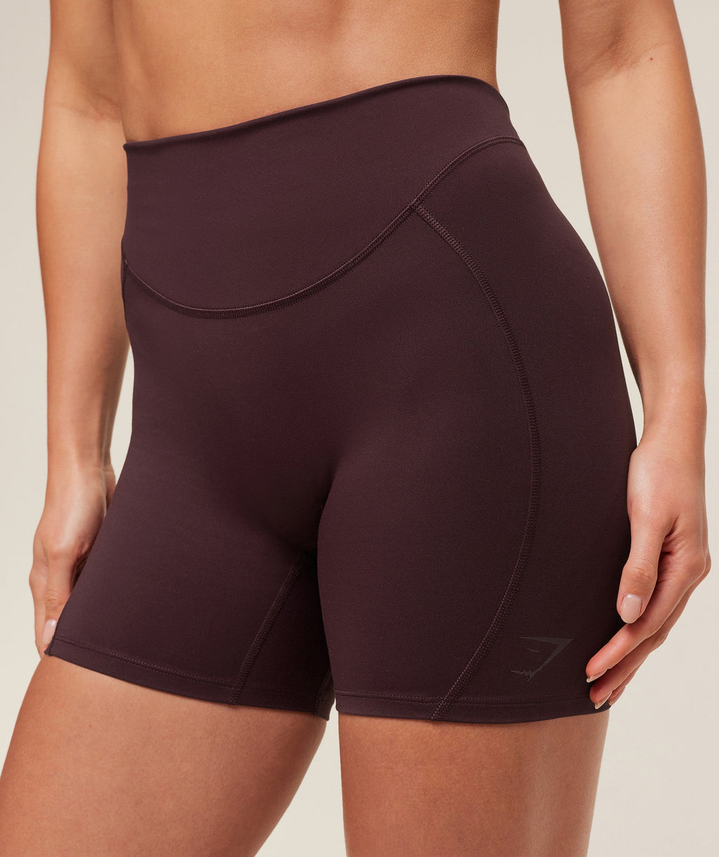 gymshark-lifting-dipped-waistband-short-shorts-purple-aw25