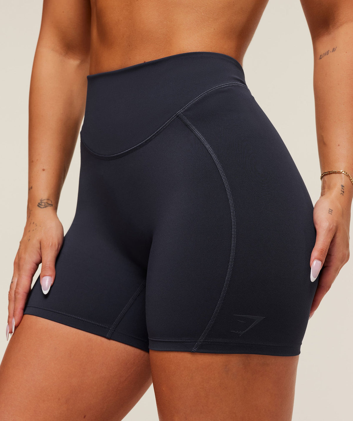 gymshark-lifting-dipped-waistband-short-shorts-blue-aw25