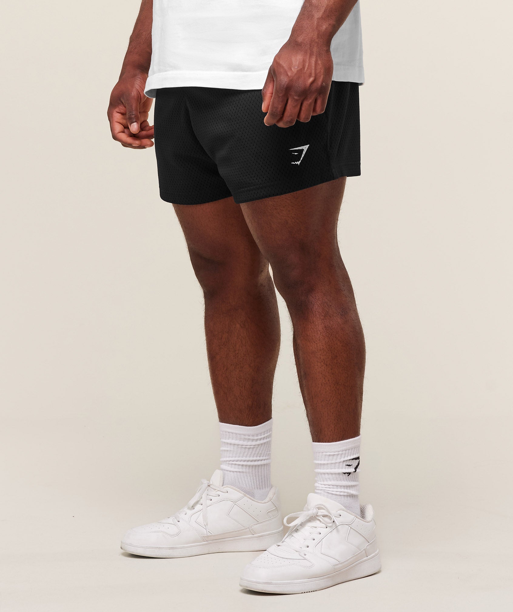 gymshark-lifting-mesh-5-shorts-black-ss25