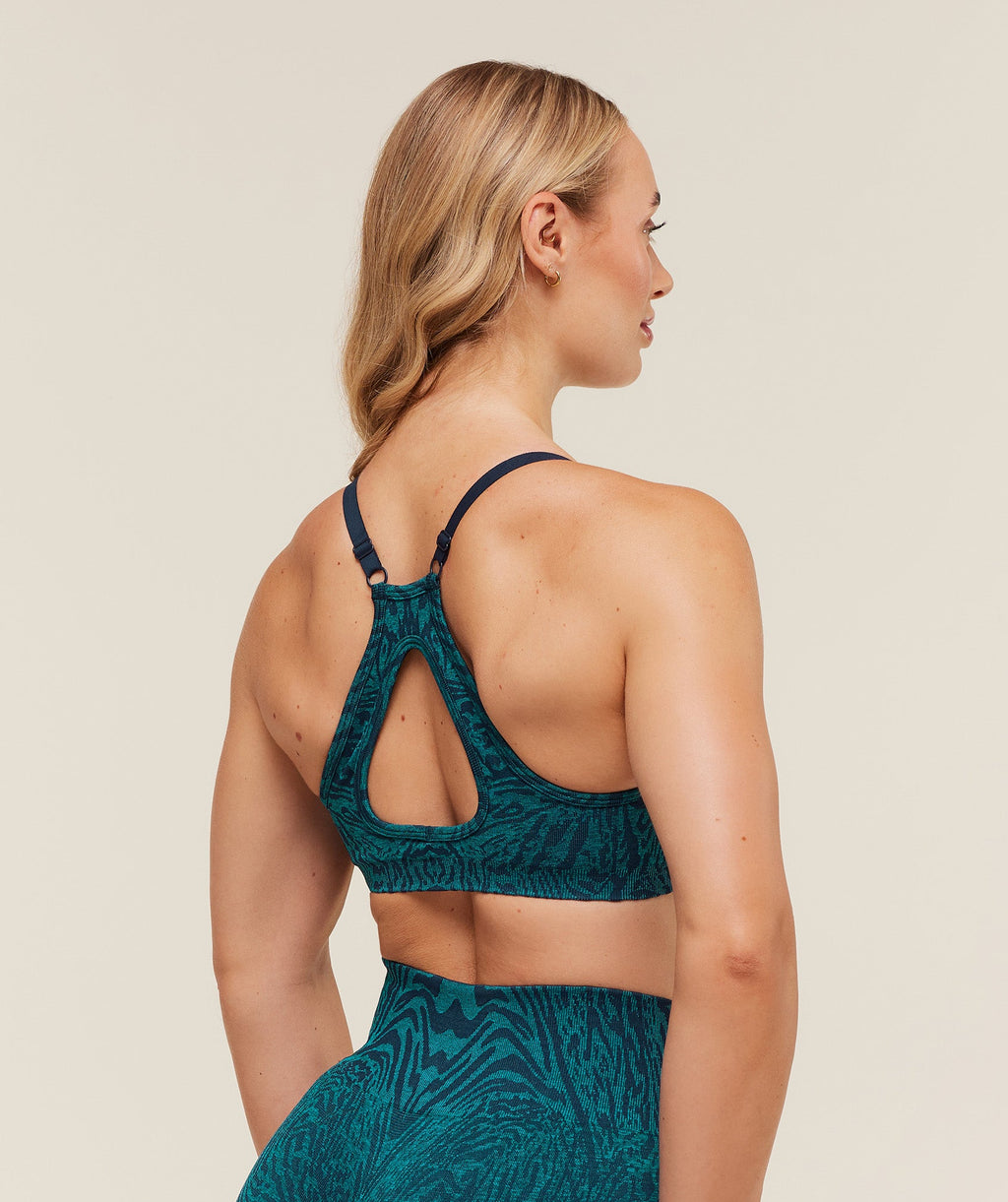 gymshark-adapt-animal-seamless-sports-bra-sports-bras-blue-aw25