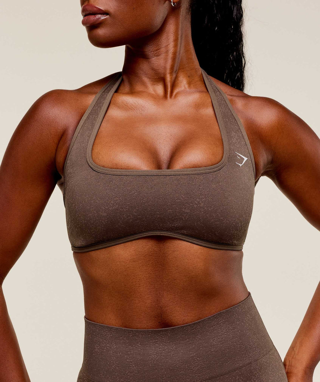 gymshark-adapt-fleck-halterneck-sports-bra-sports-bras-brown-aw25