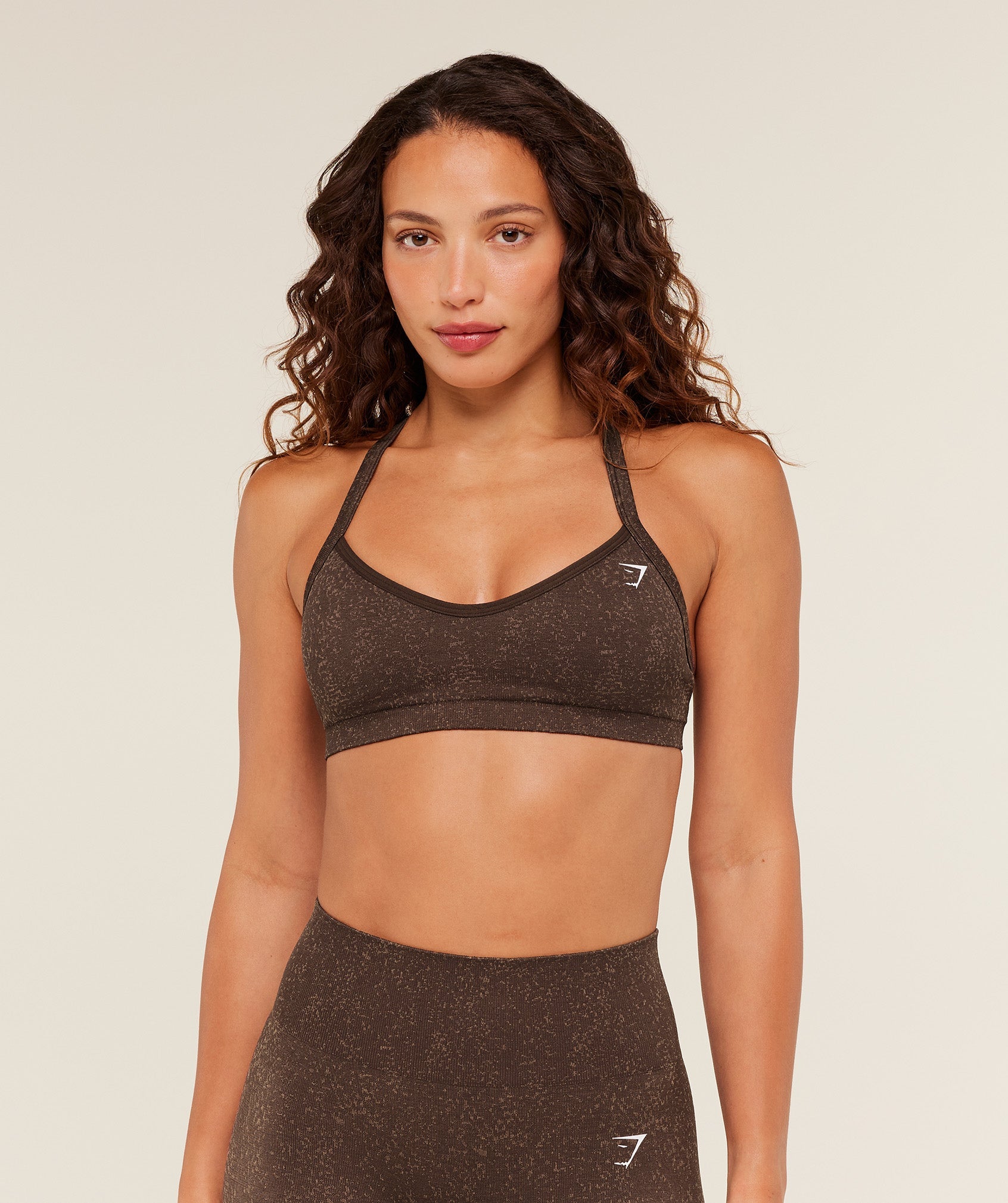 gymshark-adapt-fleck-sports-bra-sports-bras-brown-ss26