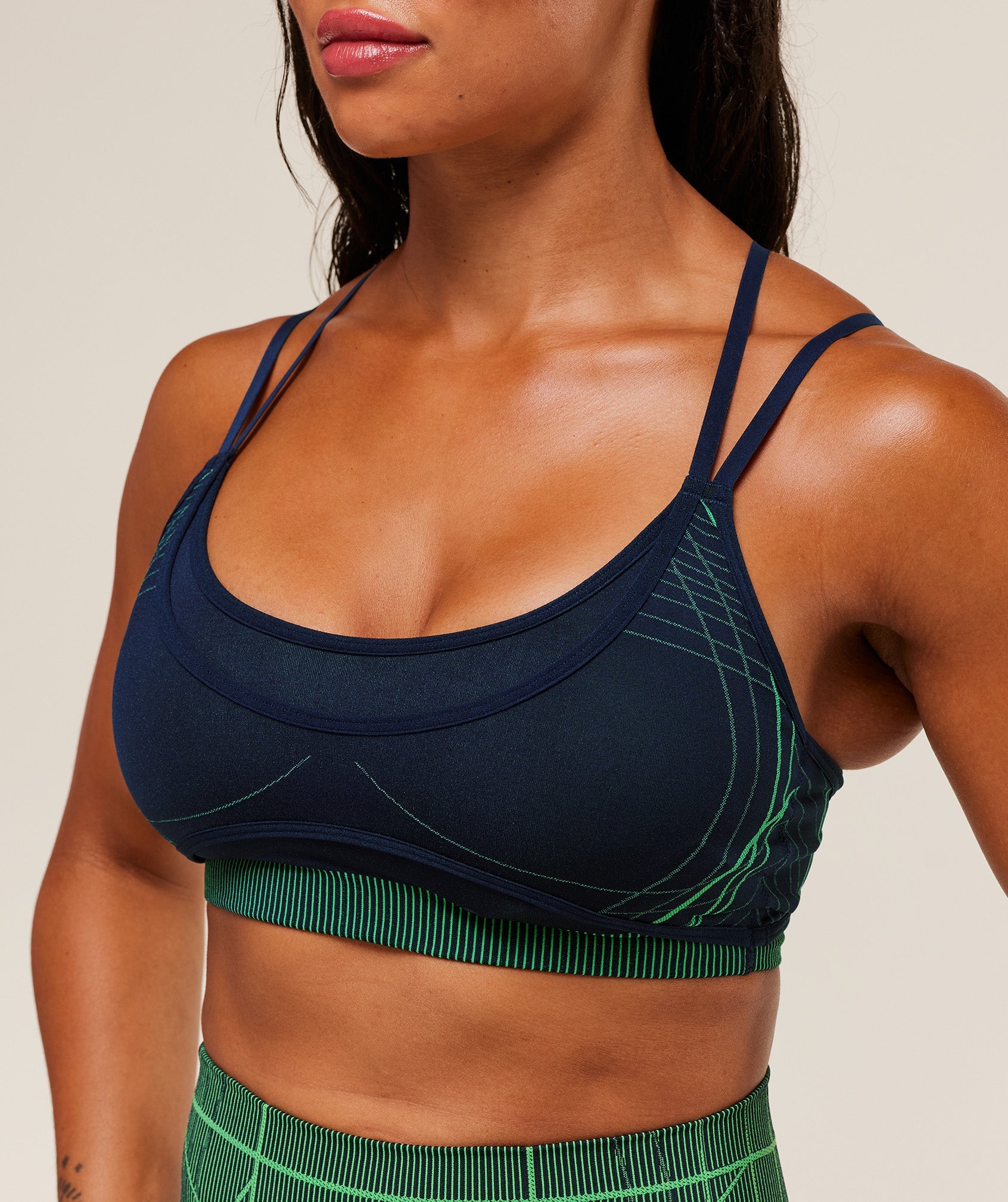 gymshark-apex-seamless-strappy-sports-bra-sports-bras-blue-aw25