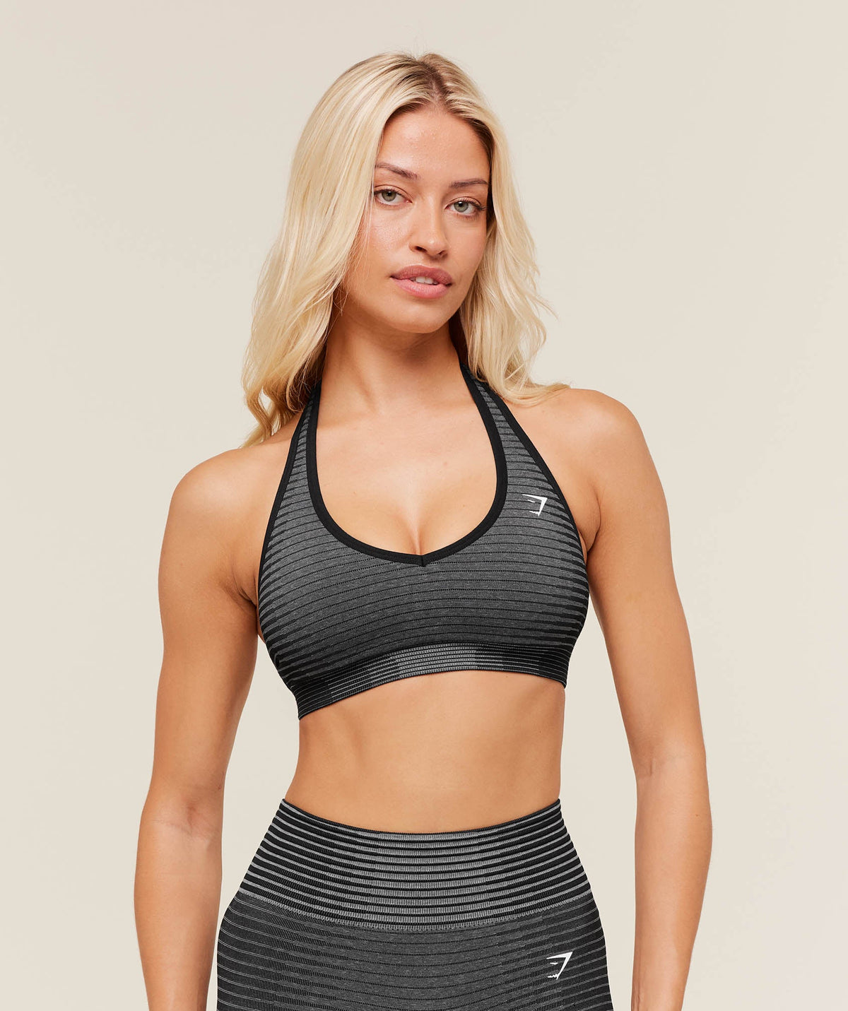 gymshark-sport-seamless-sports-bra-sports-bras