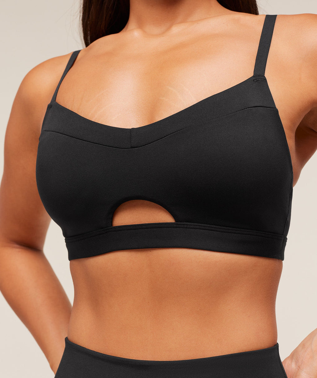 gymshark-balcony-peekaboo-sports-bra-sports-bras-black-aw25