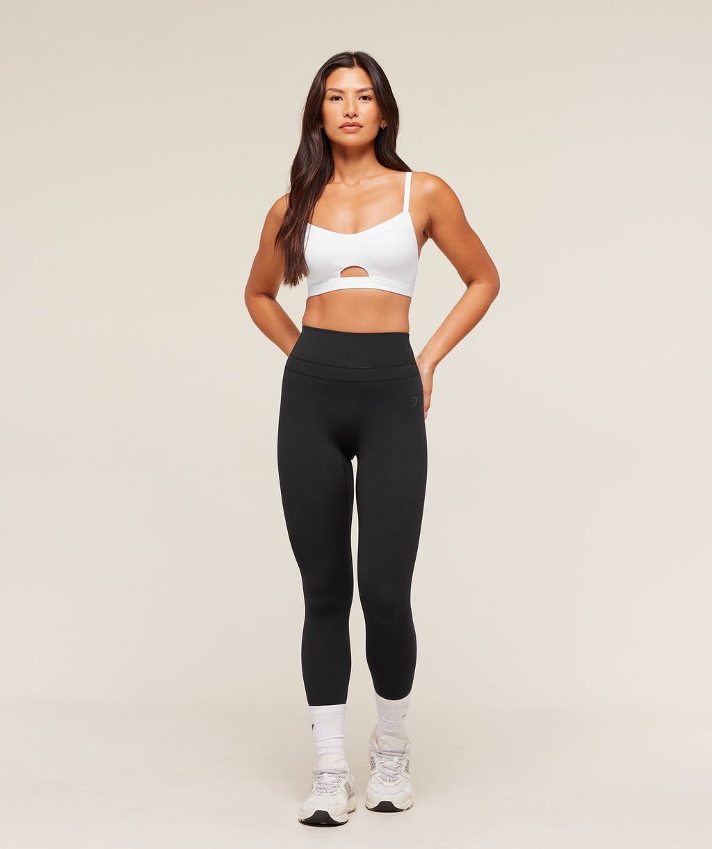 gymshark-balcony-peekaboo-sports-bra-sports-bras-white-aw25