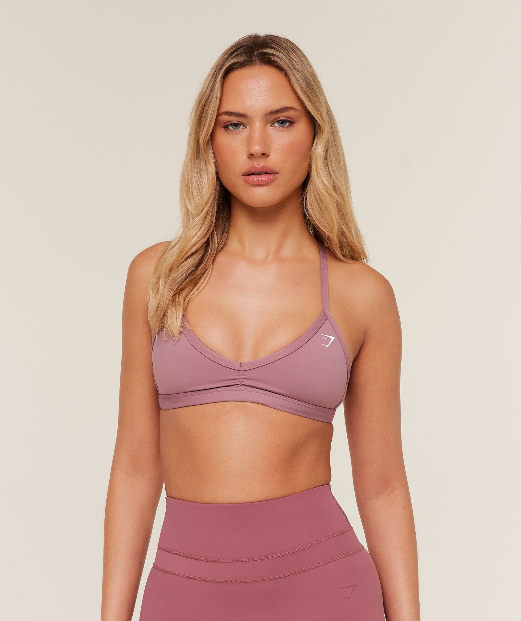 gymshark-minimal-sports-bra-sports-bras