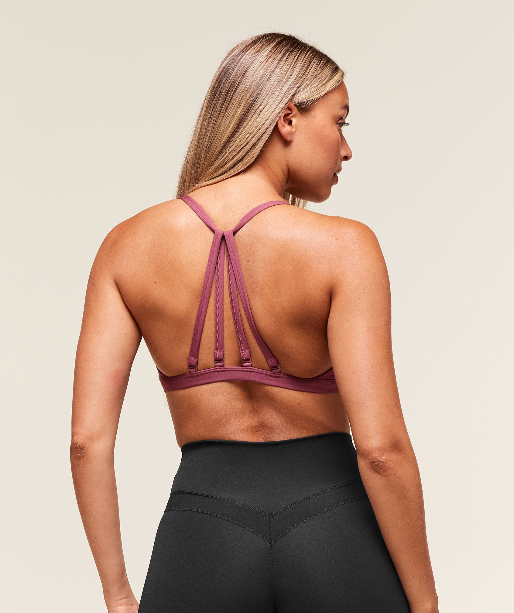 gymshark-minimal-sports-bra-sports-bras-pink-aw25