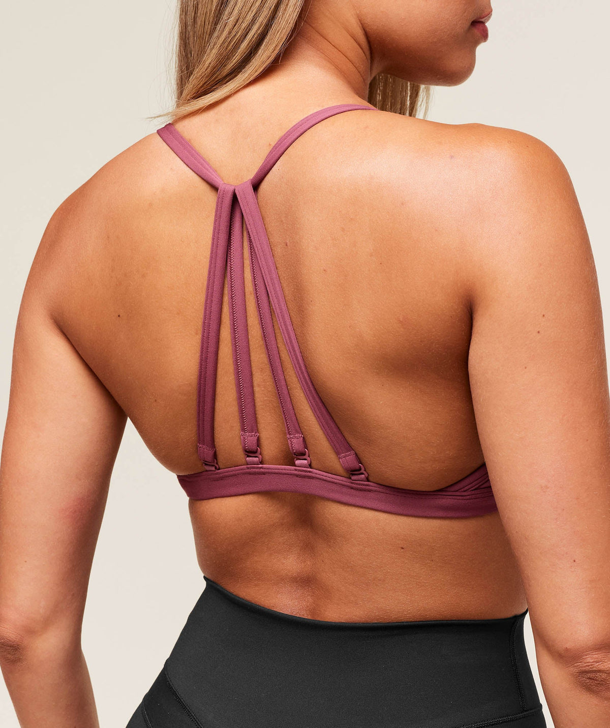 gymshark-minimal-sports-bra-sports-bras-pink-aw25