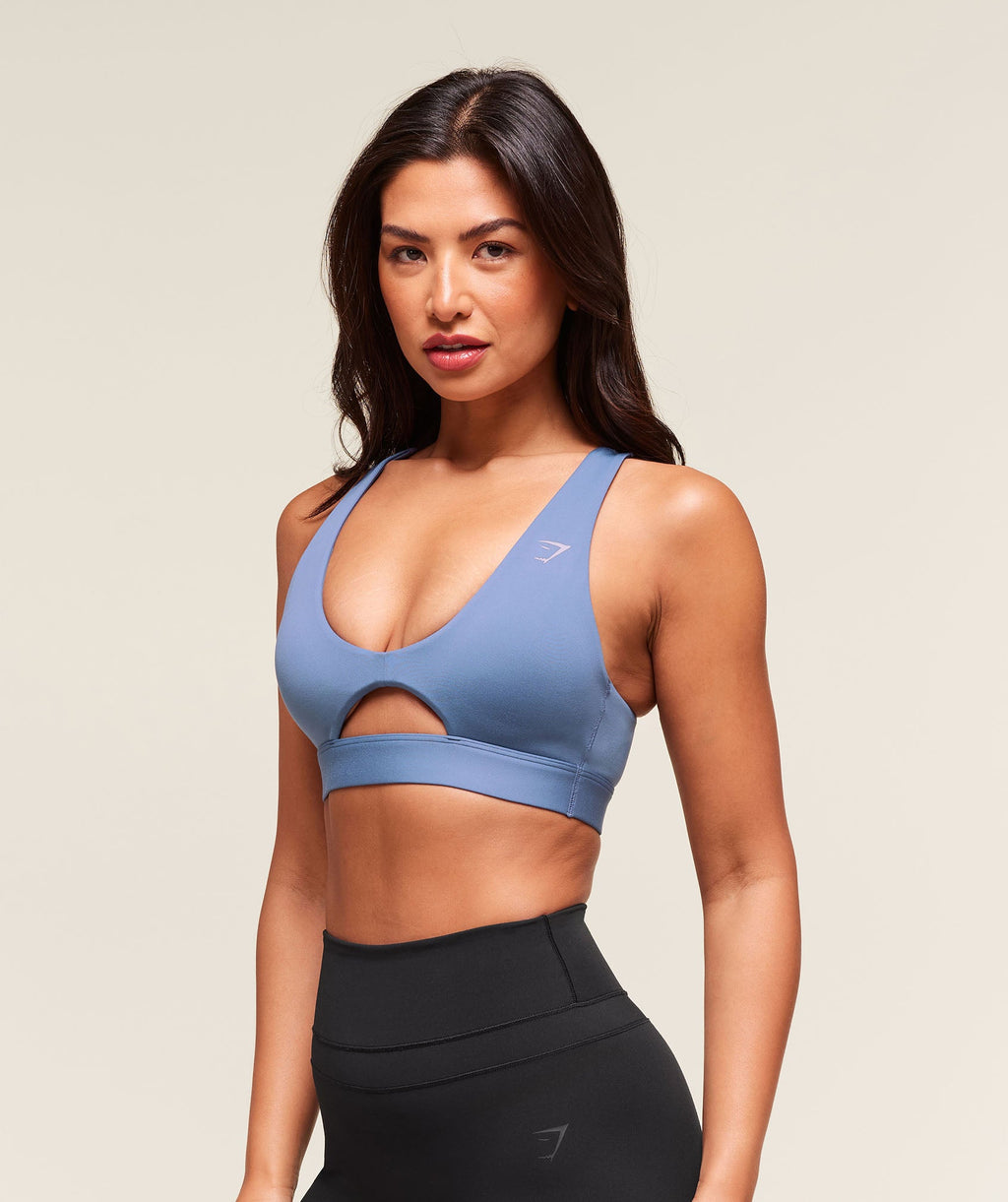 gymshark-peek-a-boo-sports-bra-sports-bras-blue-aw25