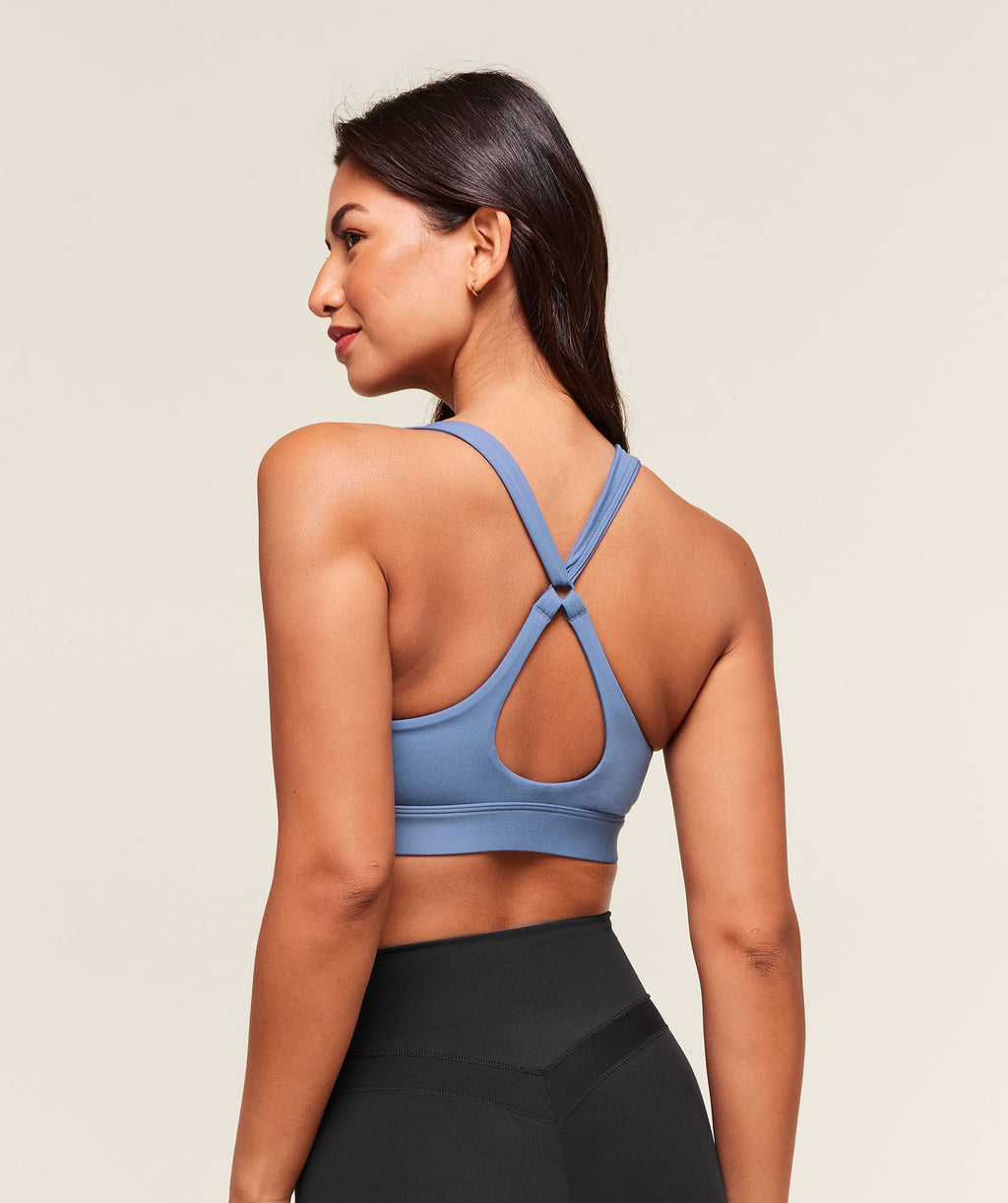 gymshark-peek-a-boo-sports-bra-sports-bras-blue-aw25